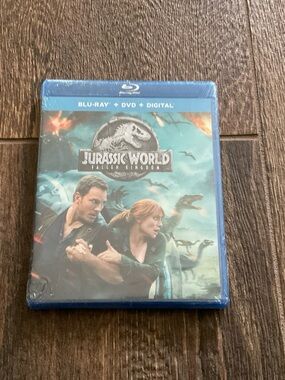 Jurassic World: Fallen Kingdom Blu-ray + DVD + Digital - Blue Case